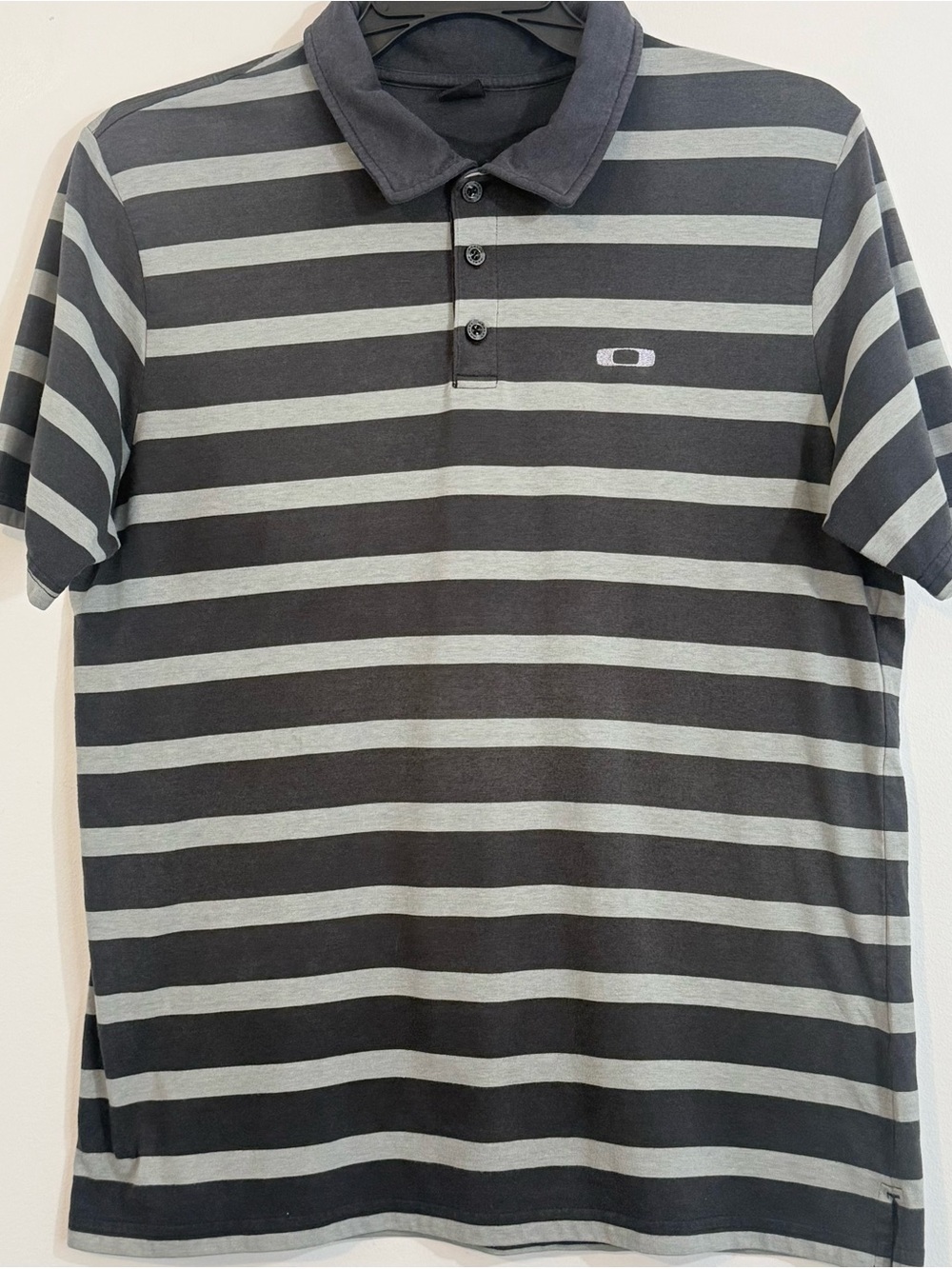 Oakley Striped Polo Shirt Mens Large Gray Golf Casual Short Sleeve Logo